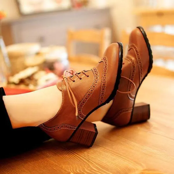 British Style Carved Classy Lace Up Oxford Shoes
