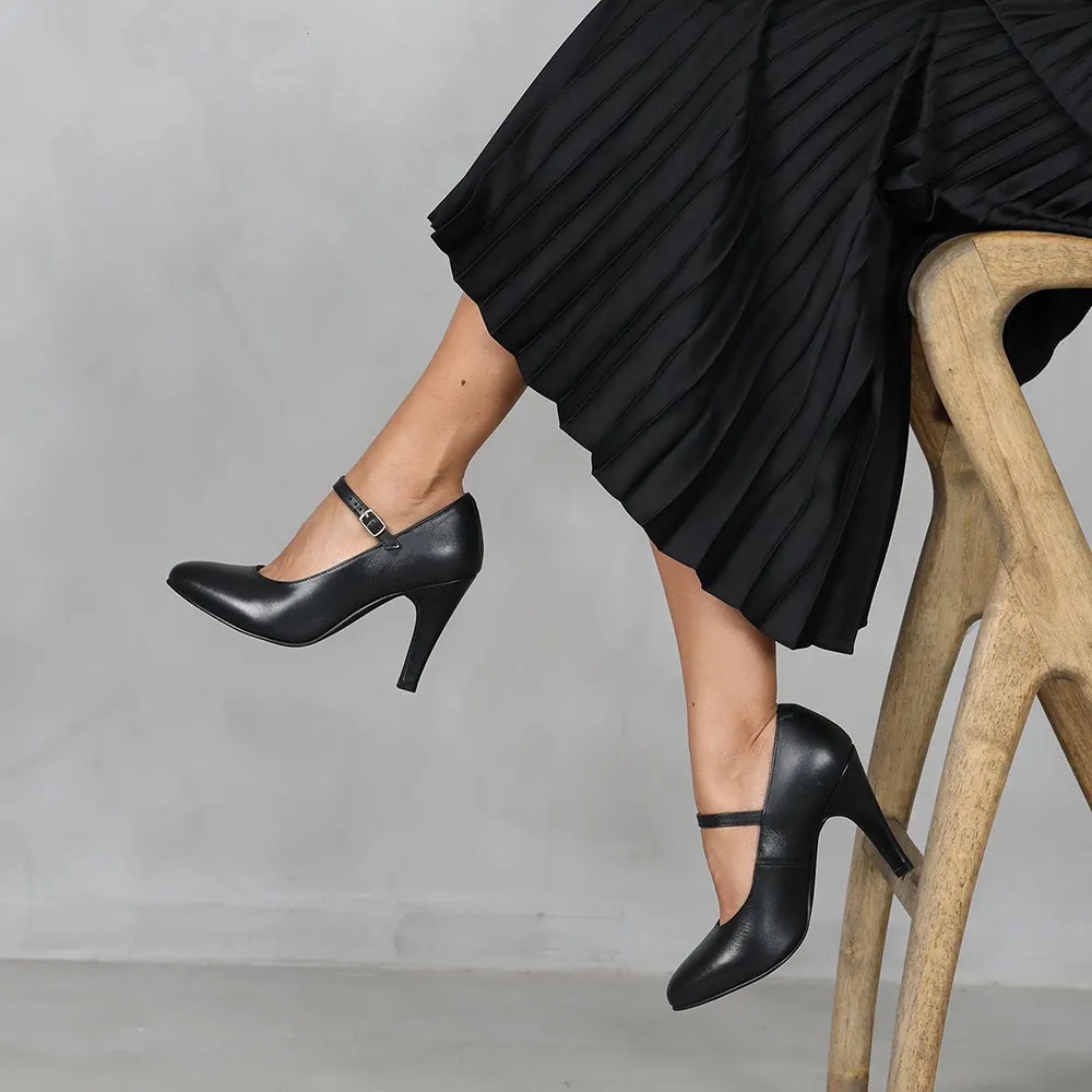 Black Round Toe Buckle Strap Chunky Heel Elegant Mary Jane Pumps