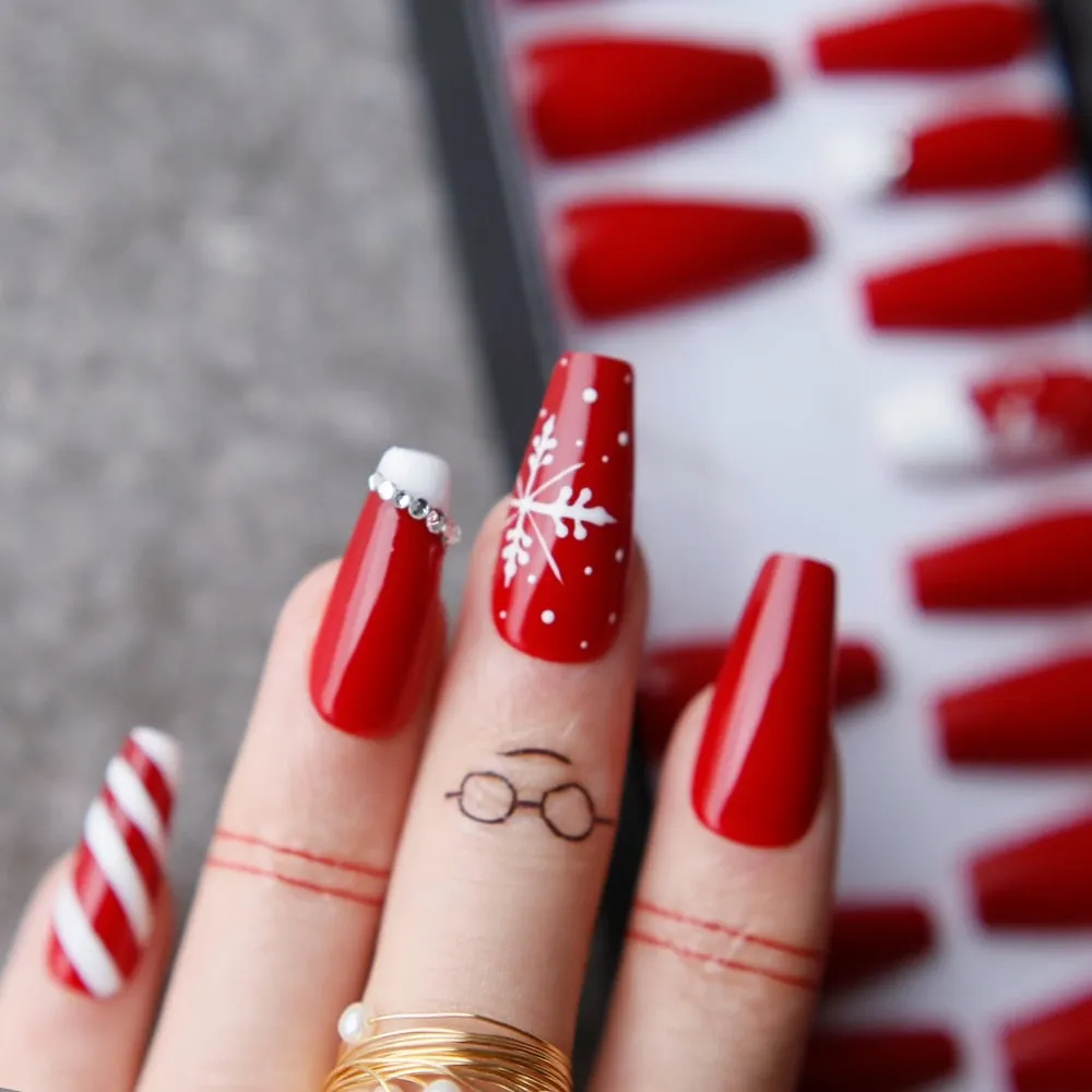 Christmas candycane Coffin False nails with box  Acrylic crystal DIY Style Art Fake nalis Tips Press on nails Snow Christmas hat-Nail Inspo