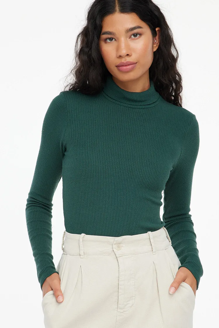 Sweater Rib Turtleneck