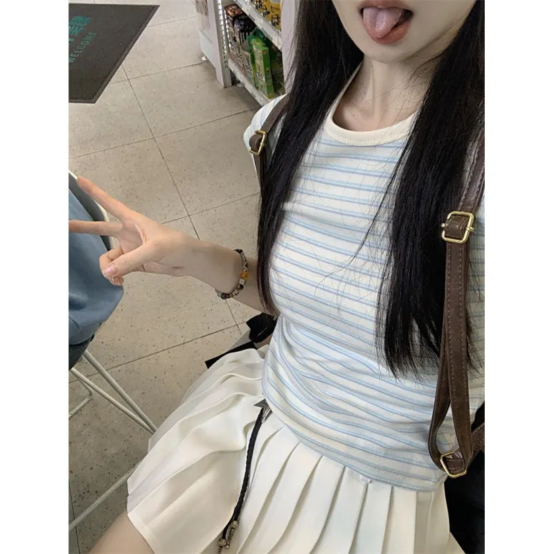 Brownm Brownm Short-Sleeved Striped T-Shirt Female 2024 Summer Hot Girl Slim Slim Bottom Shirt Versatile Student Short Top