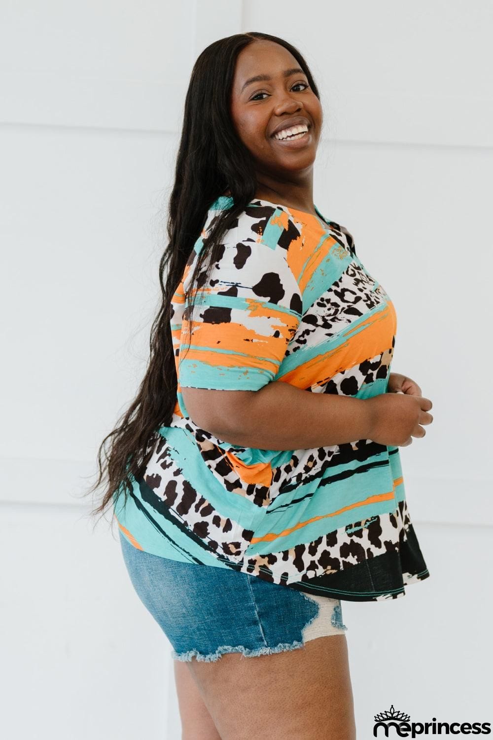 Sew In Love Abstract Art Full Size Run Printed Notched Tee Shirt