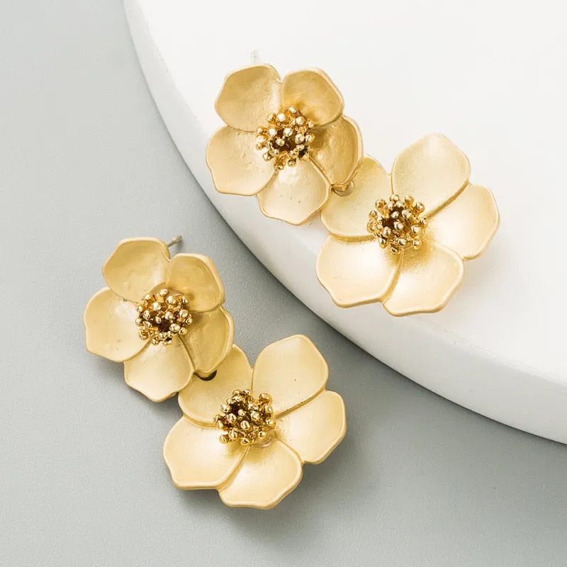 Dvacaman Bohemian Cute Long Double Layer Flower Statement Drop Earrings Women Summer Beach Party Metal Pendant Earrings Jewelry