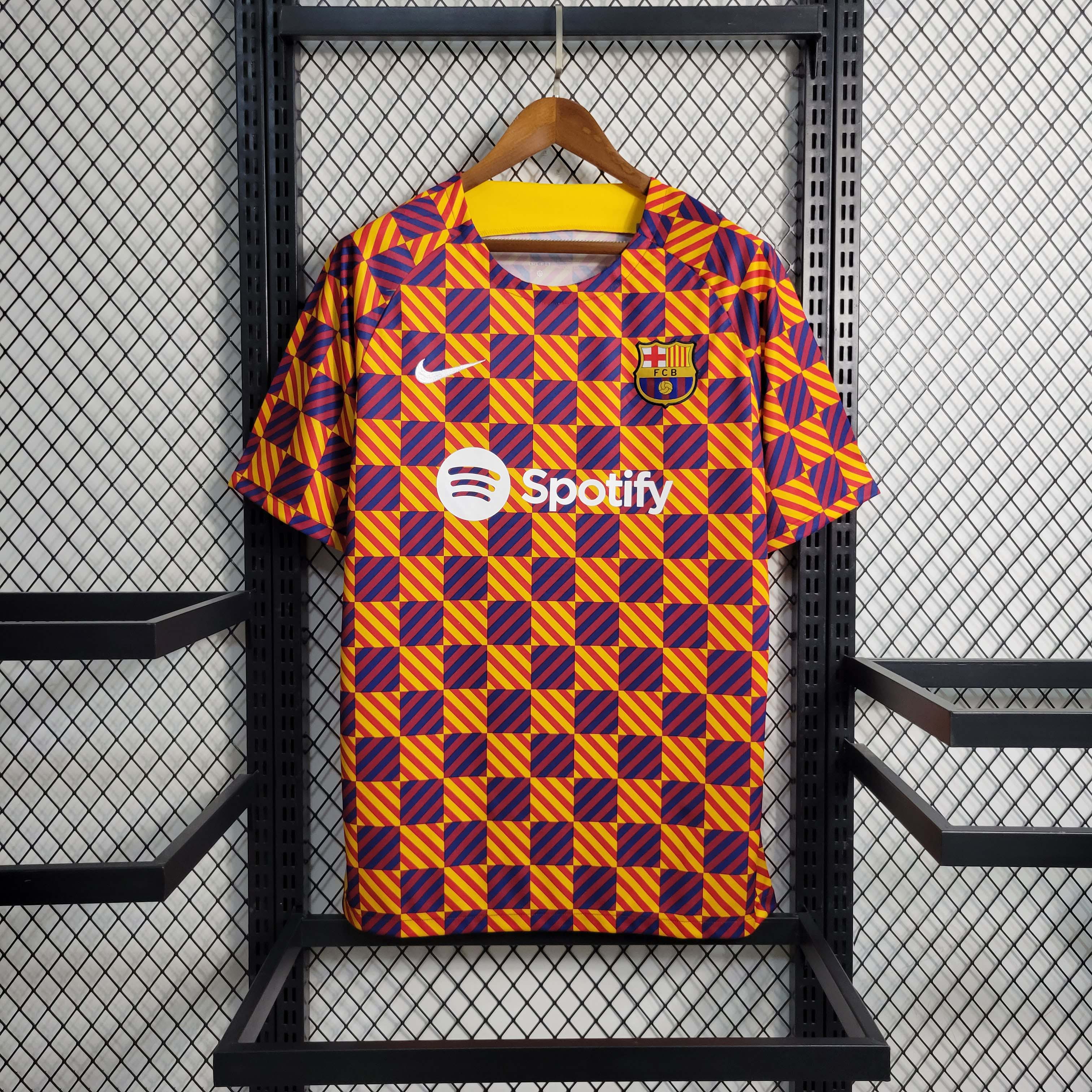 2023-2024 Barcelona Yellow Training Suit Football Shirt 1:1 Thai Quality