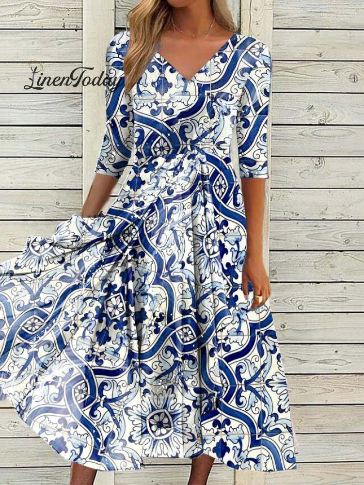 Women&rsquo;s Blue And White Porcelain Print Midi Dress Color / S