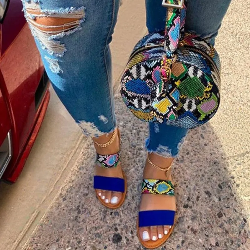 Fad 2022 Summer New Women's Slippers Flip Flops Female Slides Beach Shoes Woman Open Toe Flats Sandals Slippers Chaussures Femme