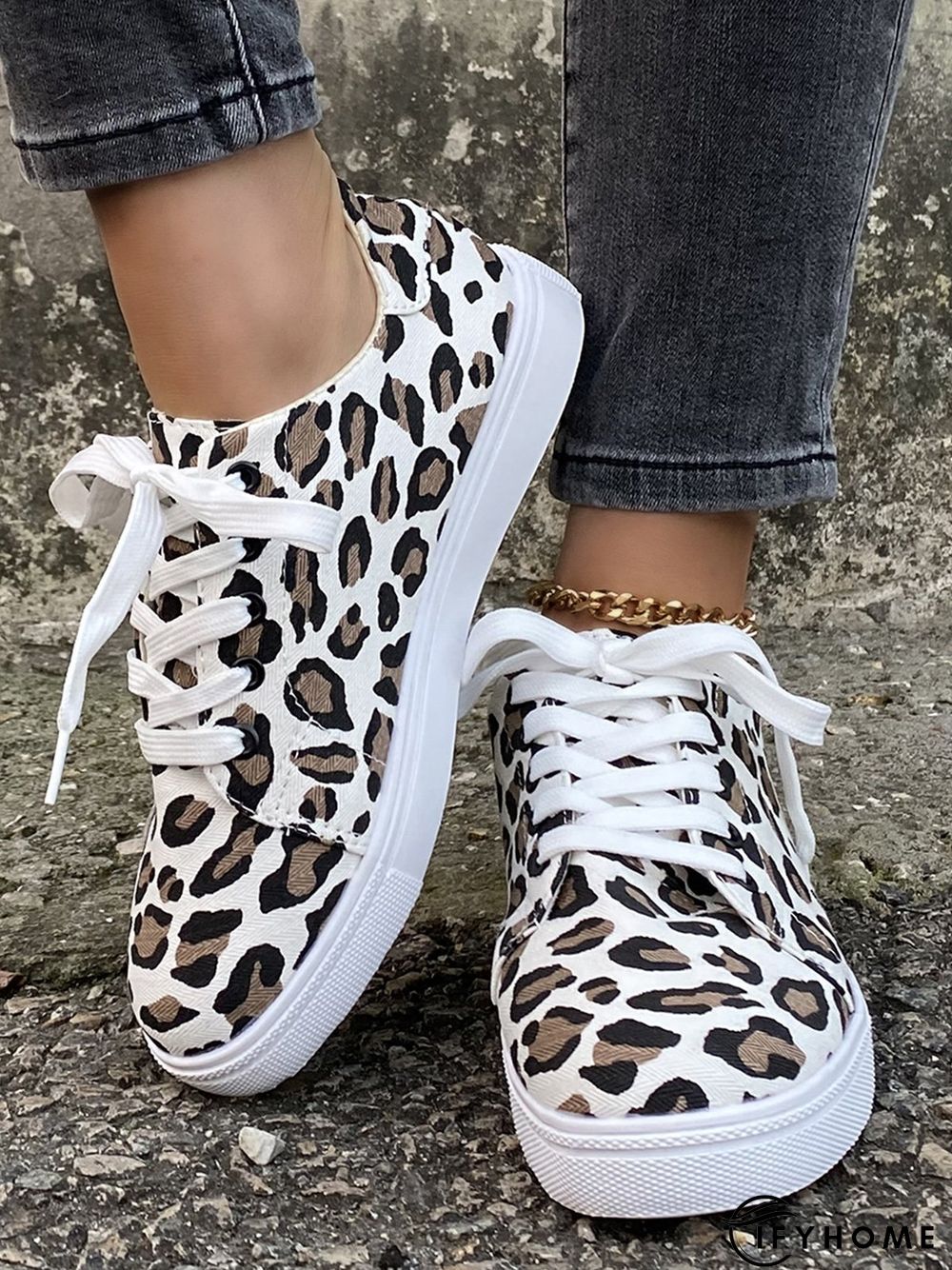Christmas Red Plaid Black And White Plaid Leopard Casual Flat Shoes | IFYHOME