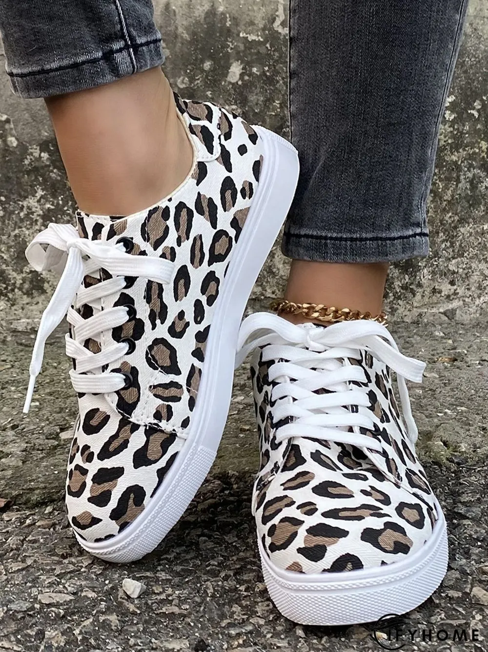 Christmas Red Plaid Black And White Plaid Leopard Casual Flat Shoes | IFYHOME