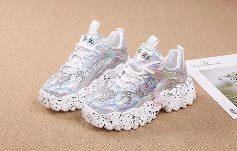 Fashion Women Shoes Dad Chunky Sneakers Women Luxury Comfortable Glossy Thick Sole Ladies Platform Wave Bottom Trainers Female