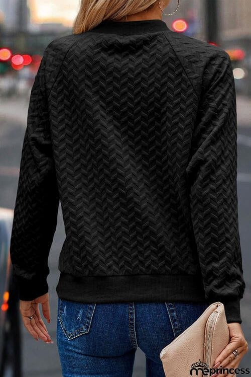Texture Round Neck Long Sleeve Sweatshirt