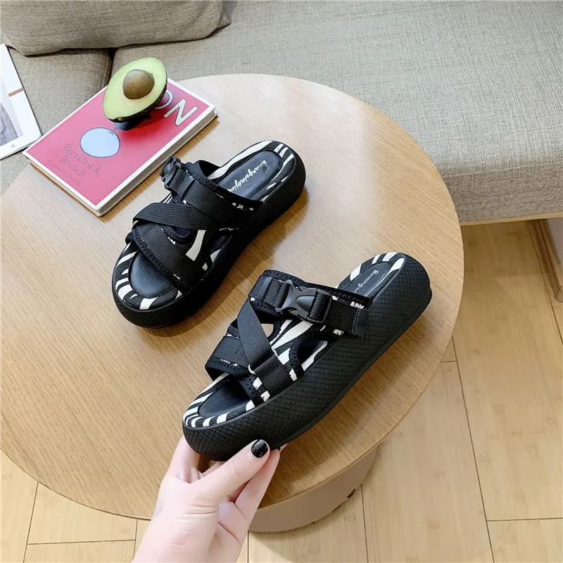 Women Wedges Sandals Summer Casual Flip Flops Women Platform Slipper Beach Sport Sandals Light Comfort Female Shoes Flats Slides