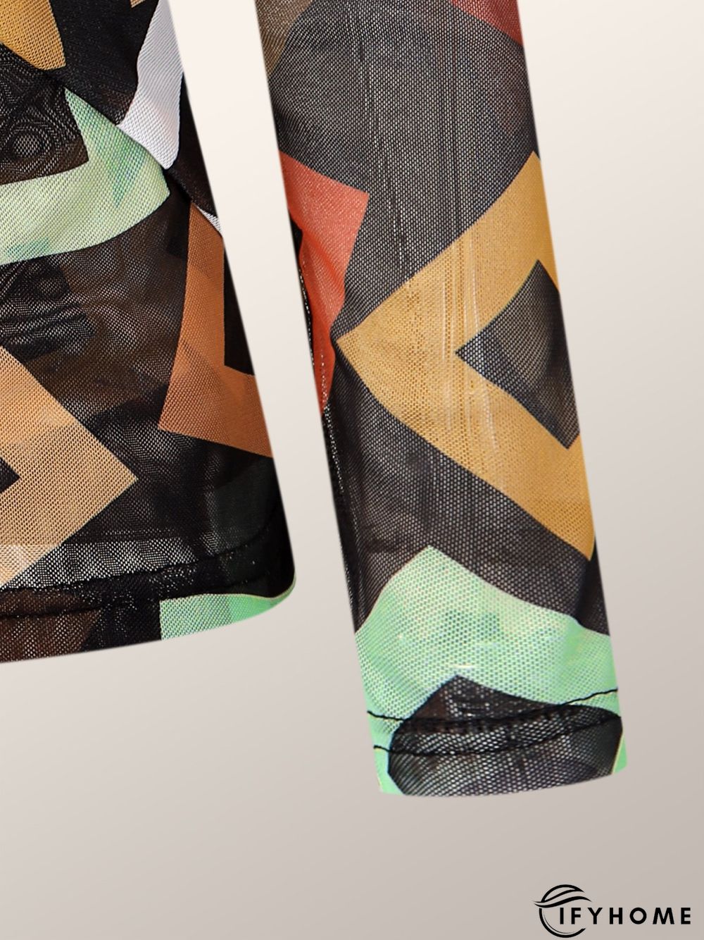Daily Regular Fit Geometric Long Sleeve Top | IFYHOME