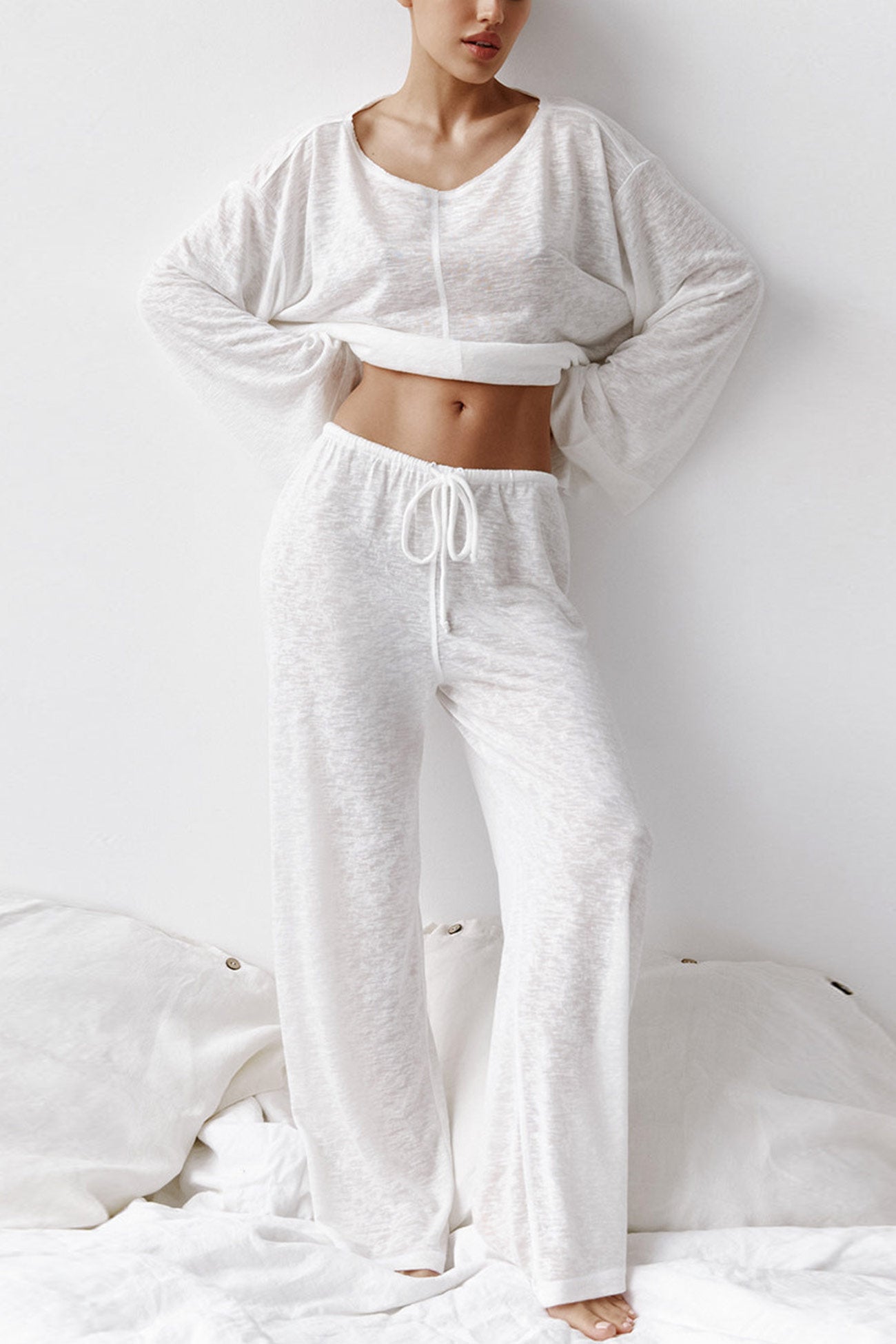 Women's crew neck long flare sleeve and drawstring pants loungewear set