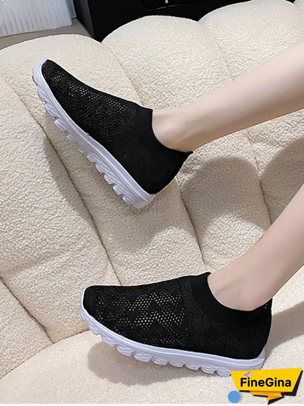 Geometric Lightweight Soft Sole Non-Slip Flyknit Sneakers