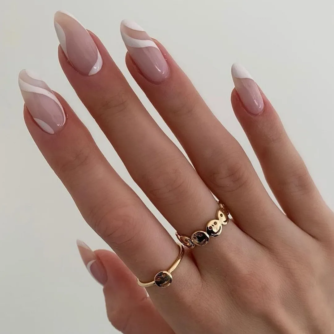 24Pcs Coffee Color With Grids Heart Designs False Nail Full Cover Fake Nails with Glue Detachable Wearable Manicure Nail Tips-Nail Inspo