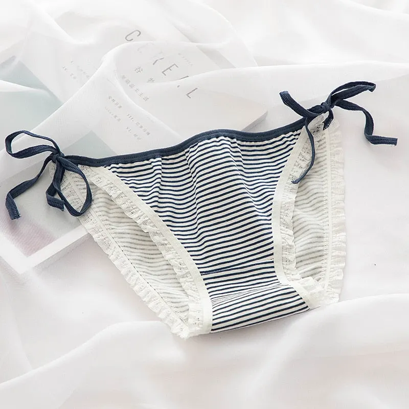 New Japanese Style Cotton Underwear Sexy Lace Panties Fashion Comfort Briefs Mid Waist Seamless Girl Underpants Female Lingerie