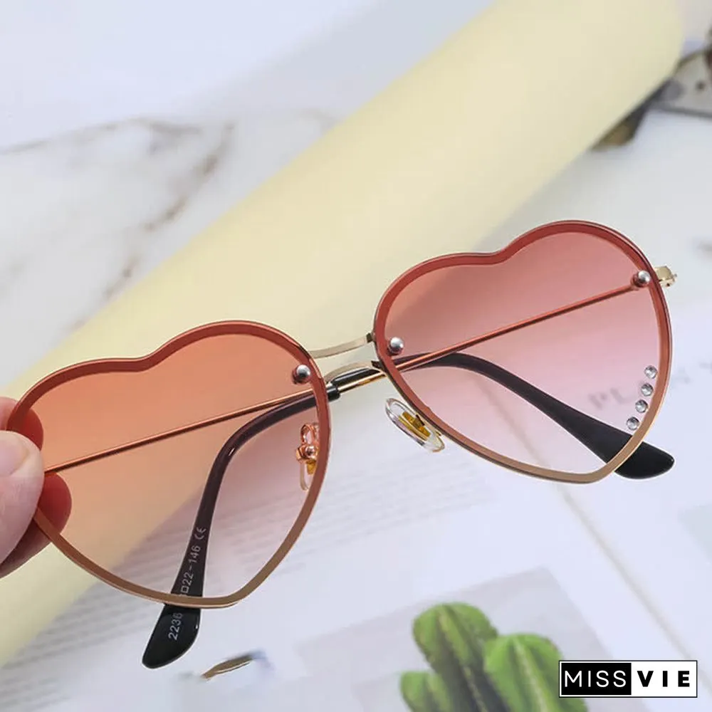 Love Heart Design Gradient Color Sunglasses