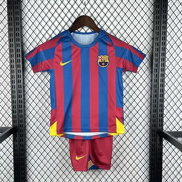 2005-06 Barcelona Home Champions League Edition Children's Jersey Set - Retro Version