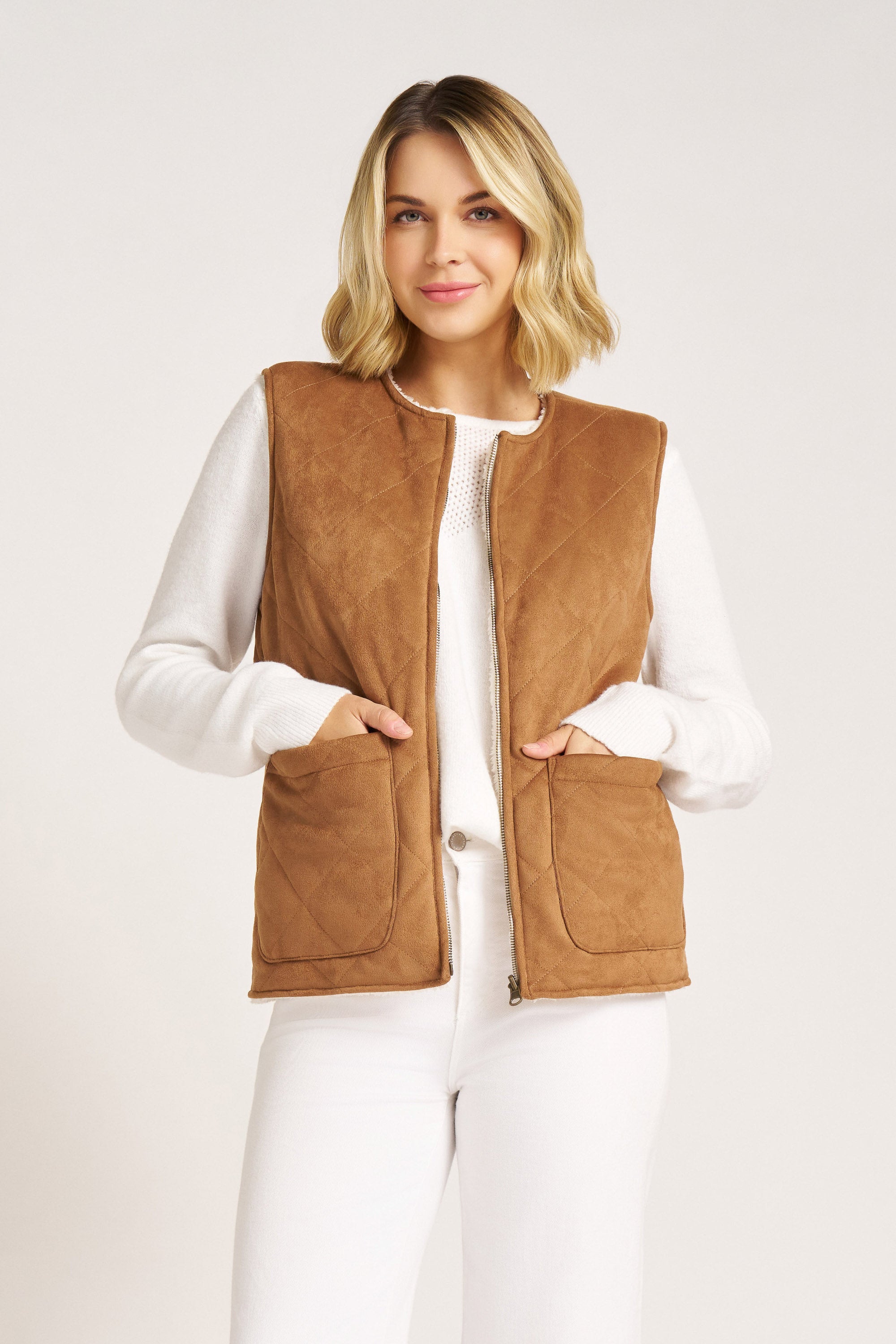 SHEA SHERPA VEST - CAMEL