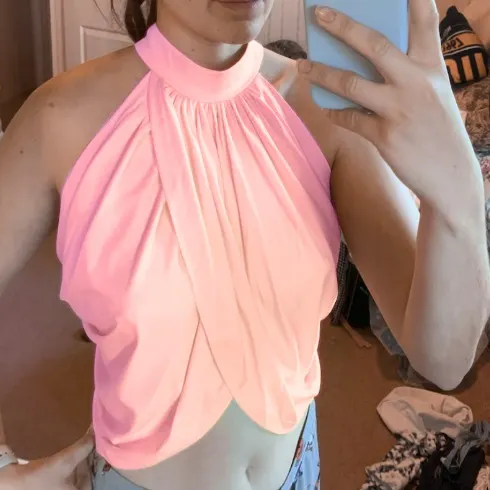Hugcitar 2020 sleeveless halter patchwork backless sexy crop top summer women fashion streetwear club camis outfits