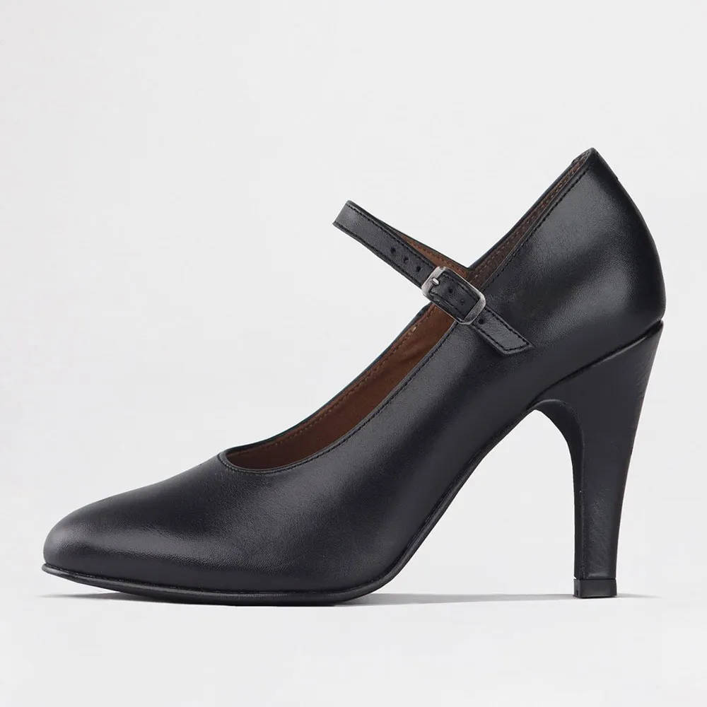 Black Round Toe Buckle Strap Chunky Heel Elegant Mary Jane Pumps