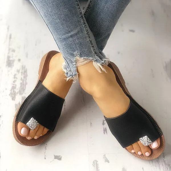 Shiny Embellished Single Strap Toe Ring Slippers