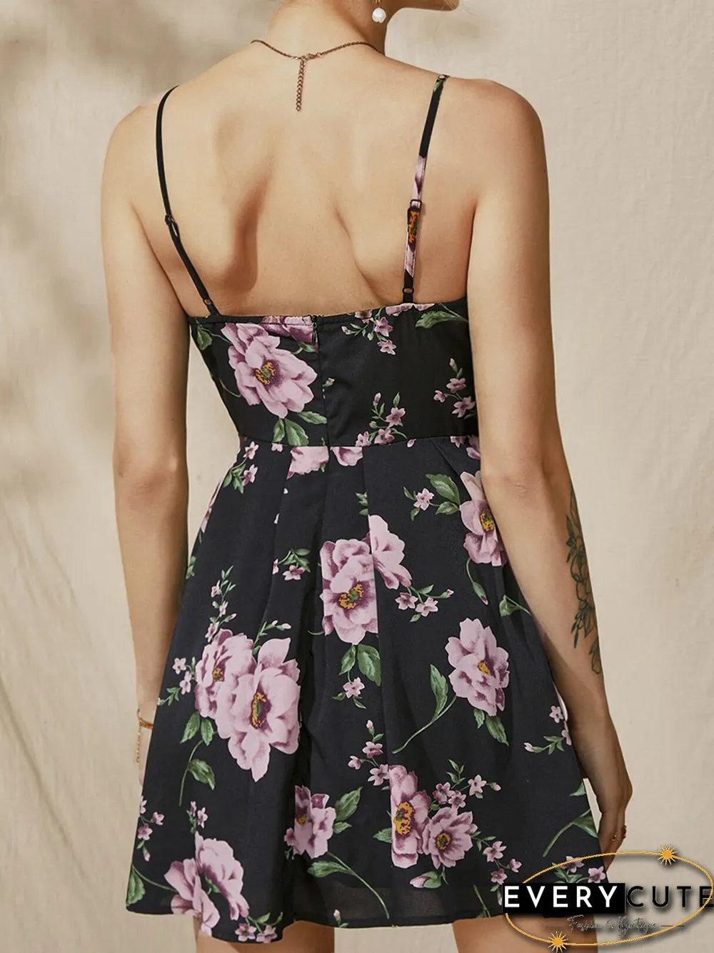Spaghetti Strap Random Floral Print V-neck Sleeveless Dress