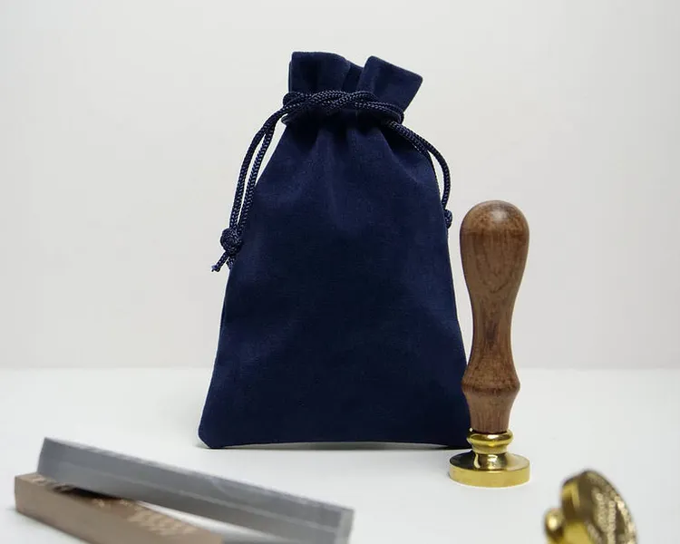 Your personalized wax seal.