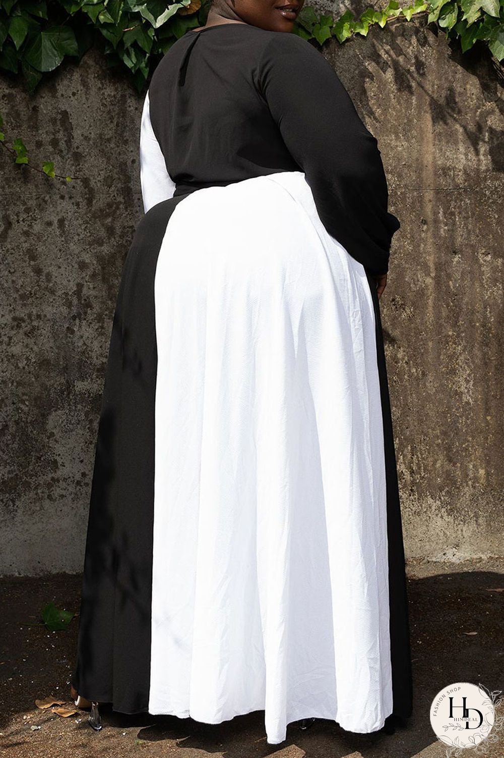Black And White Casual Solid Bandage Patchwork V Neck Straight Plus Size Dresses
