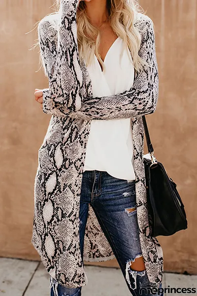 Trendy and Elegant winter garment
