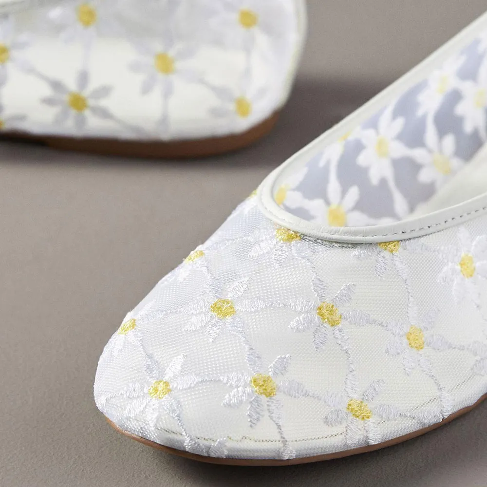 White Mesh Daisy Embroidered Round Toe Flat Shoes for Women
