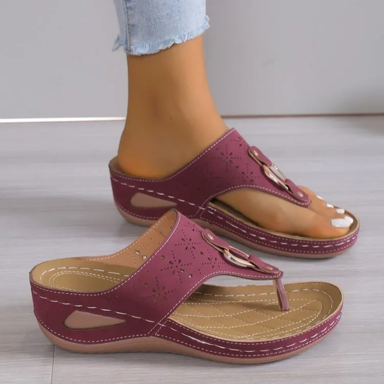 Qengg Flat-Soled Slippers Women's 2024 New Fashionable Slope Heel Herringbone Sandals