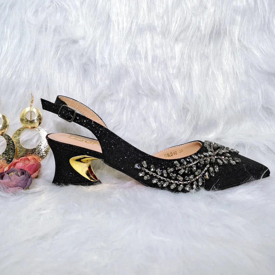 QSGFC 2022 Latest Black Noble And Elegant Fashion Rhinestone Accessories Pointed Toe Women's Shoes Bag Set