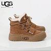 UGG&reg; 2025 &uacute;j női v&iacute;z&aacute;ll&oacute; csizma cs&uacute;sz&aacute;sg&aacute;tl&oacute; b&eacute;l&eacute;ssel
