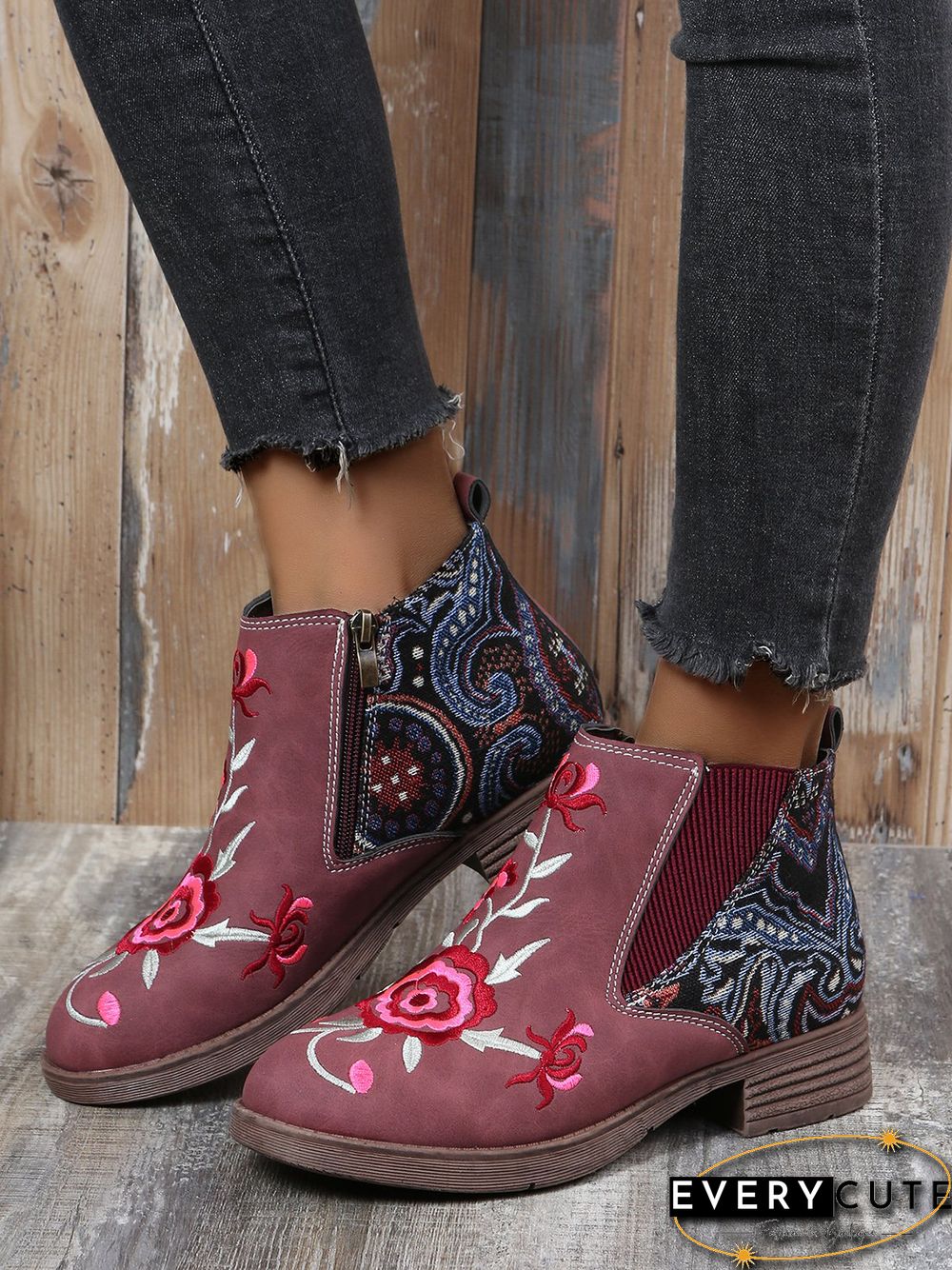 Retro Ethnic Stitching Flower Embroidery Zipper Ankle Boots