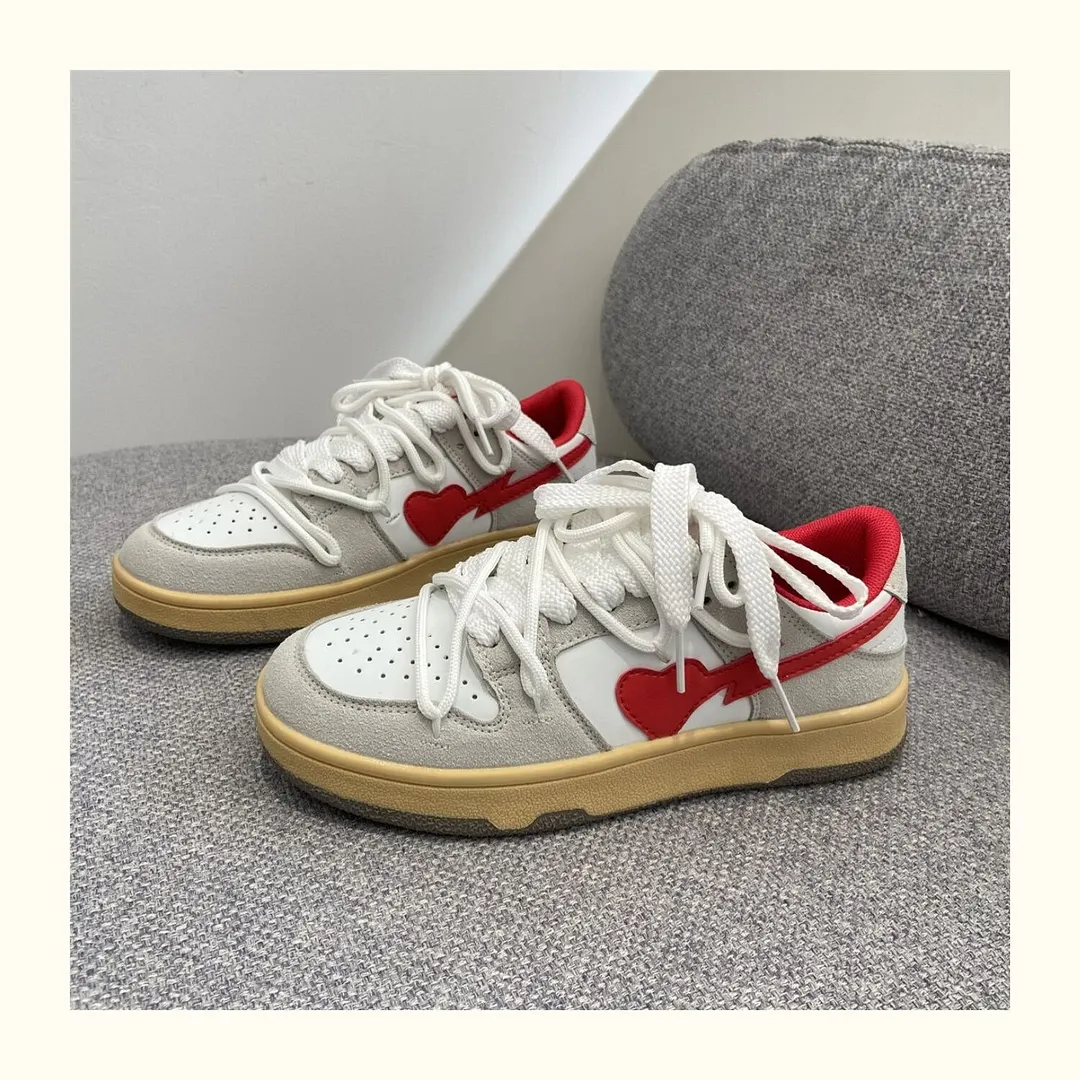 2022 Men Women Skateboard Sneakers Fashion Trainers Womens Chunky Dunk Sneakers Korean Tenis Female Lace Up Casual Shoes