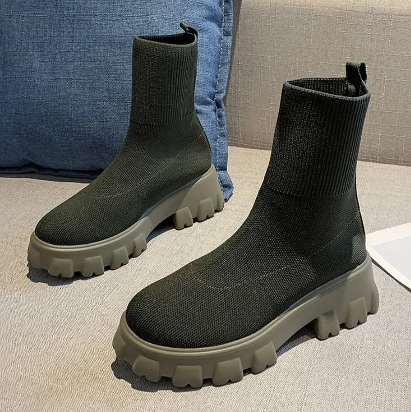 2021 Autumn Winter New Couple Socks Shoes Women Thick-soled Casual Large Size Net Red Knitted Short Boots Women botas de mujer