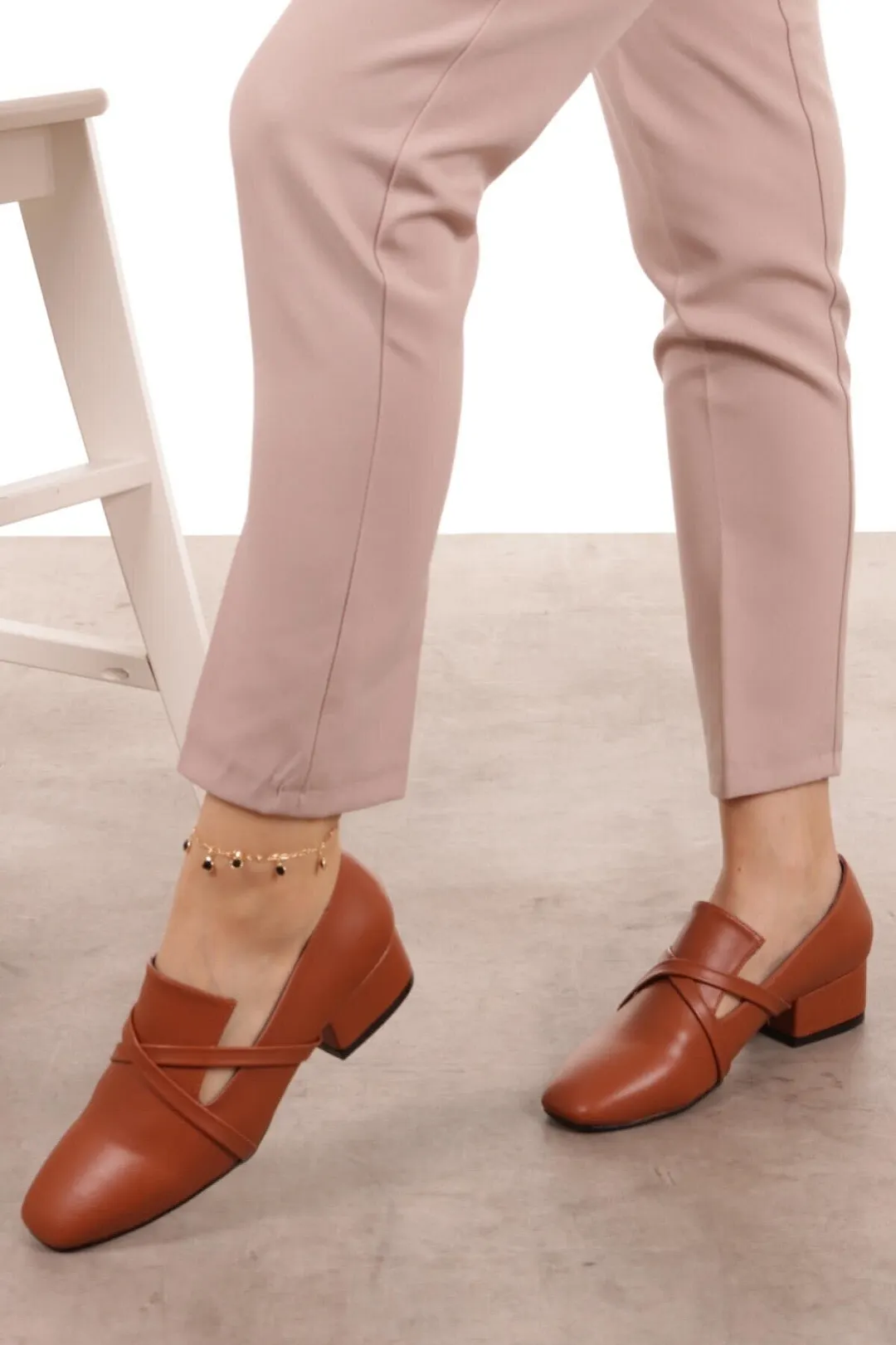 Mio Gusto Brand Doris Black, Nude, tan Colors High Quality 3Cm Short-heel New Fashion Women 's Flat Comfort Shoes ,high heels , heels women , mary jane shoes , platform shoes