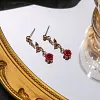 Ensemble de bijoux &eacute;l&eacute;gant avec collier et boucles d'oreilles en forme de fleur de rose