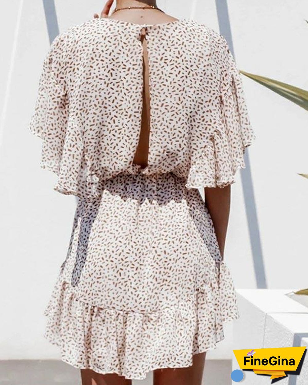Sexy Elastic Waist Deep V-neck Ruffled Beach Dress