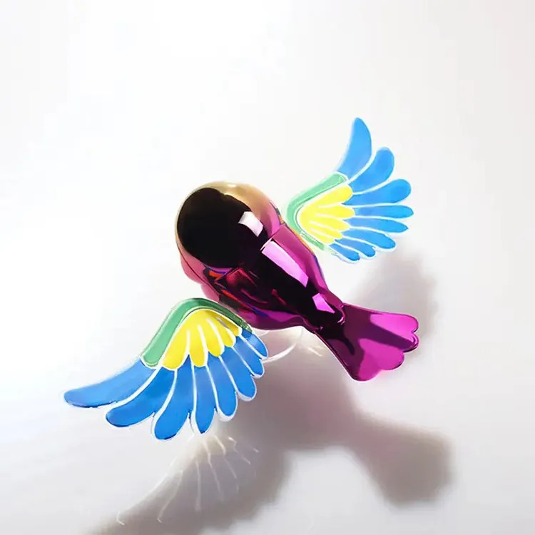 Wind-Powered Flying Bird &ndash; Car Mirror Ornament That Flaps While You Drive 🚗💨