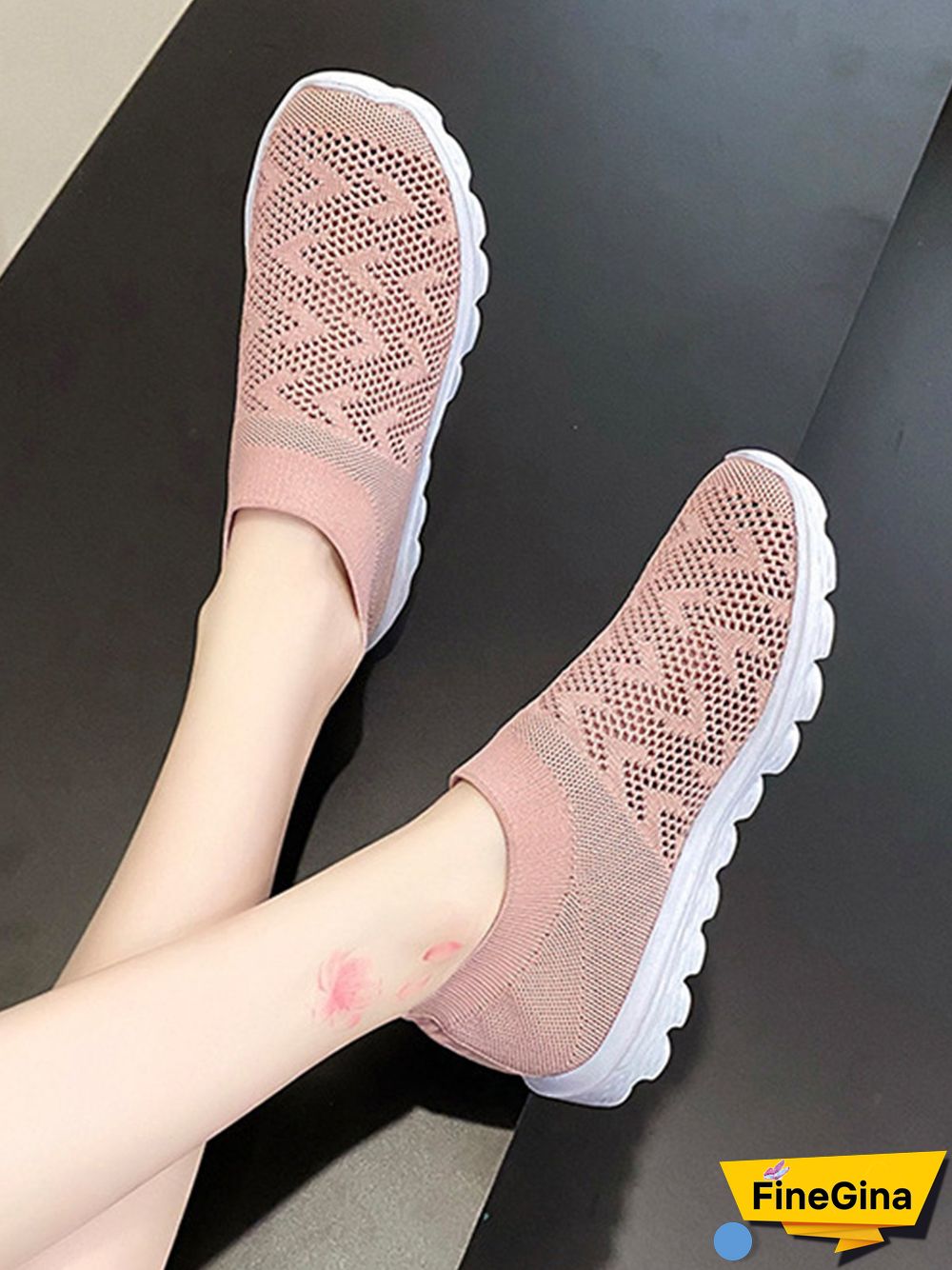 Geometric Lightweight Soft Sole Non-Slip Flyknit Sneakers