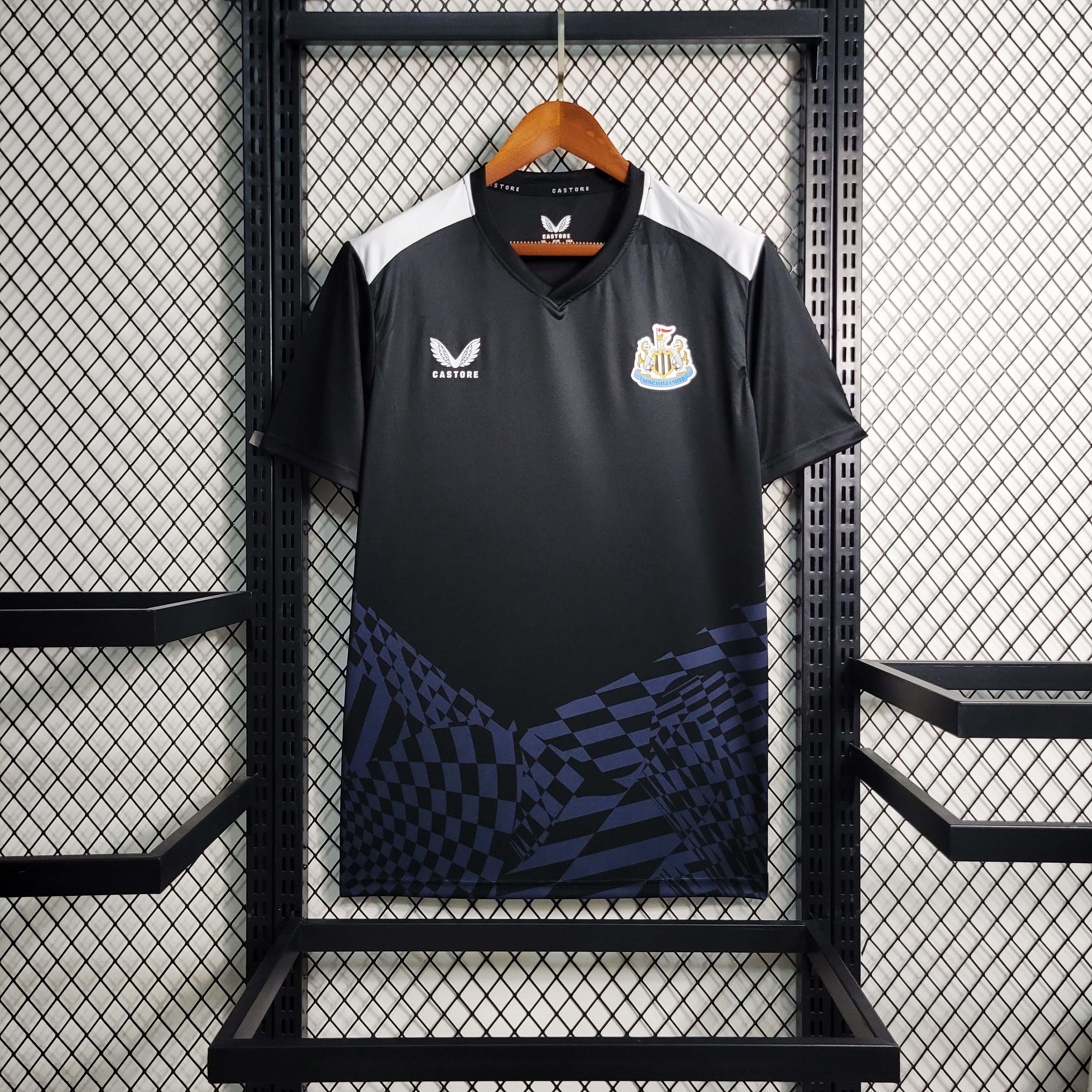 2023-2024 Newcastle United Training SuitFootball Shirt 1:1 Thai Quality