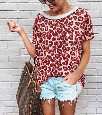 Leopard Print Raglan Sleeve T-shirt