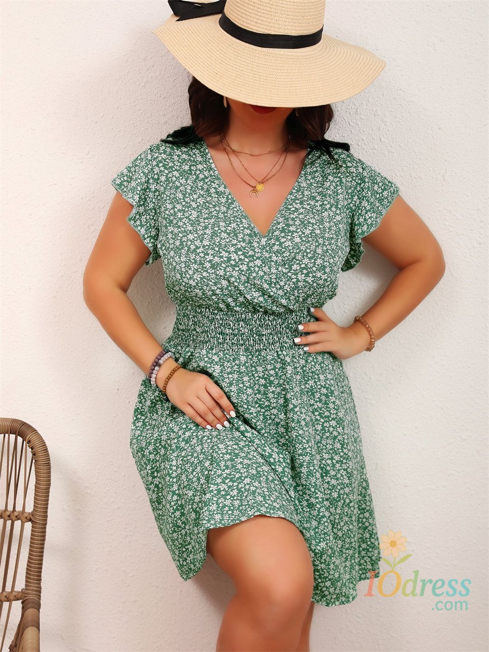IO Dress GIBSIE Plus Size Ditsy Floral Print Boho Mini Dress Women Summer Short-sleeved V-neck Holiday Elastic Waist A-Line Dresses